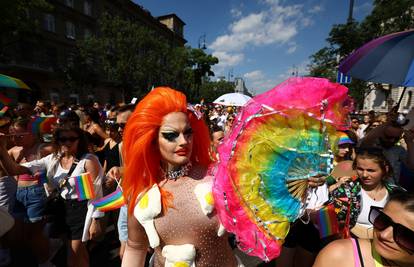 Budimpešta: Tisuće u Povorci ponosa, prosvjed zbog vladinih poteza protiv LGBT zajednice