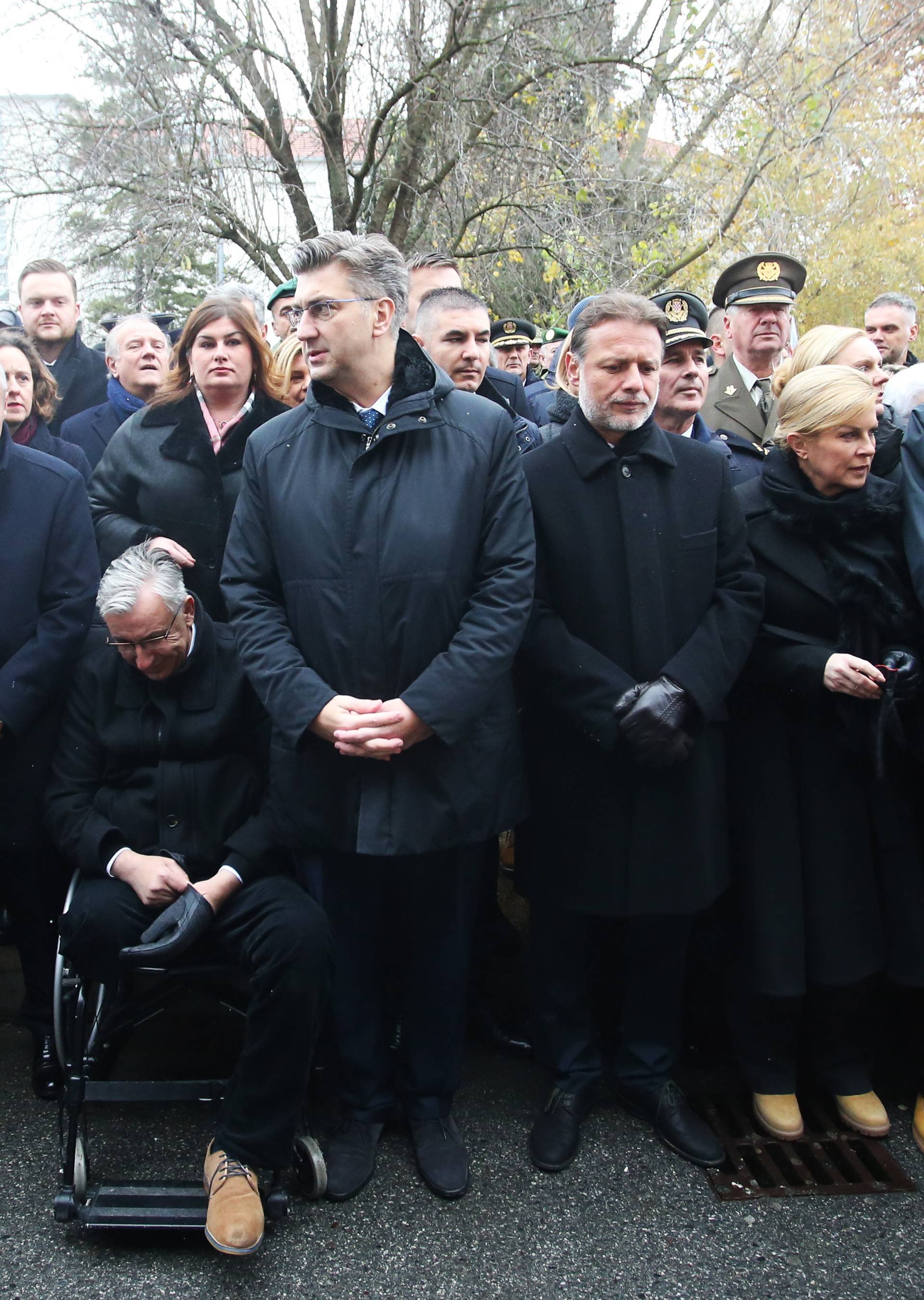 'Treba otvoriti stranice prema budućnosti, stranice suživota'