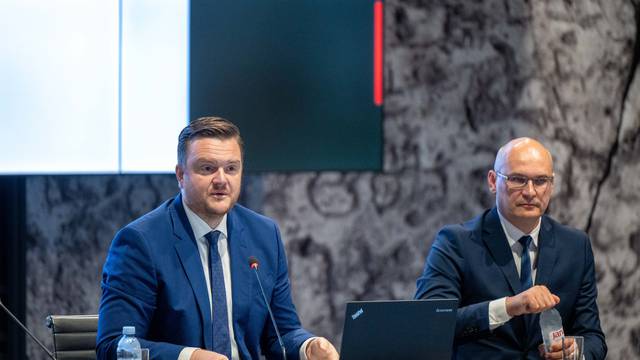 Zagreb: Marko Primorac predstavio nagradno natjecanje "Bez računa se ne računa" i elektroničke usluge Porezne uprave