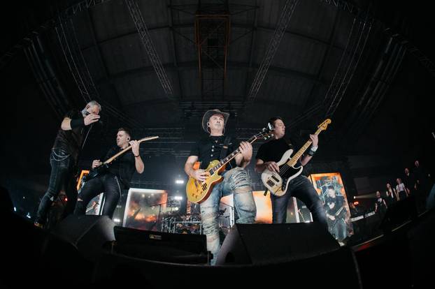 Thompson drugu večer zaredom napunio riječku Dvoranu mladosti: Pogledajte atmosferu