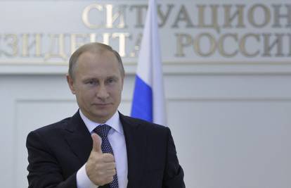 Nakon 10 dana se vratio Putin: 'Bez tračeva bi bilo dosadno'