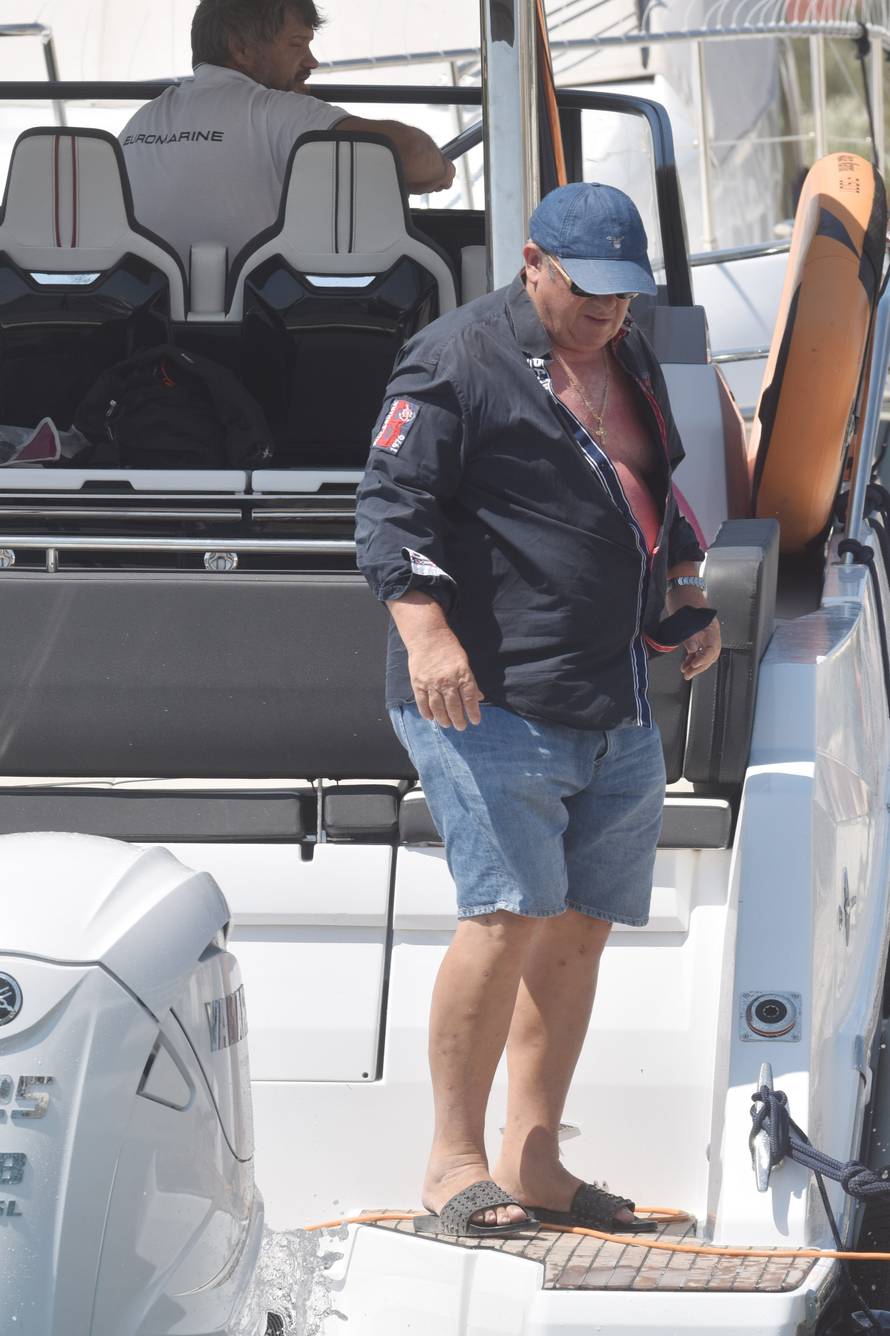 Željko Kerum uživa na svom brodu u Rogoznici