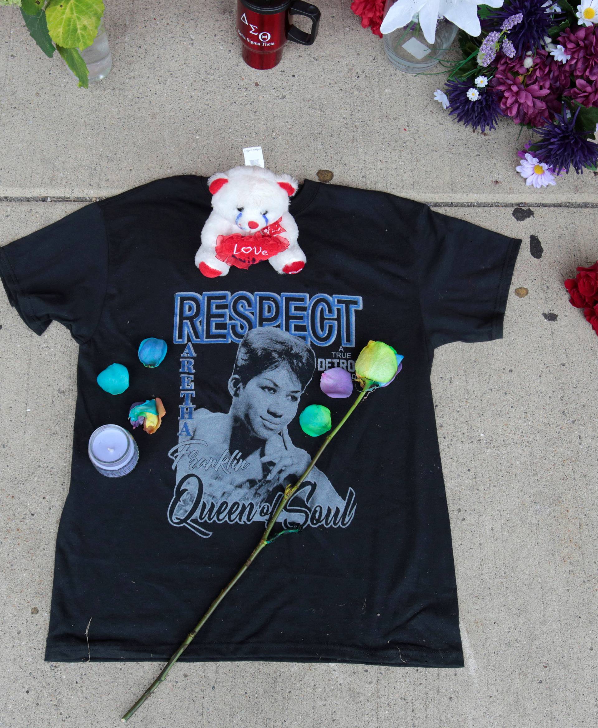 A T-shirt with a portrait of singer Aretha Franklin is seen on a memorial in her memory at New Bethel Baptist Church in Detroit