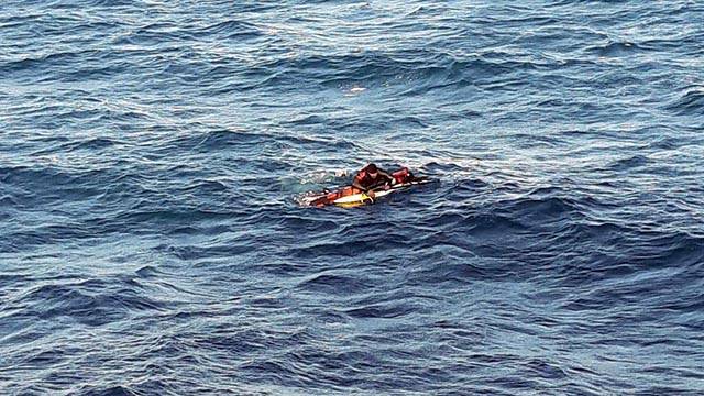 Brod HRM-a spasio surfera u Zadarskom kanalu