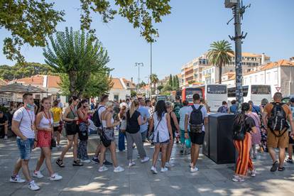 Još nije gotovo: Broj turista u Dubrovniku se ne smanjuje