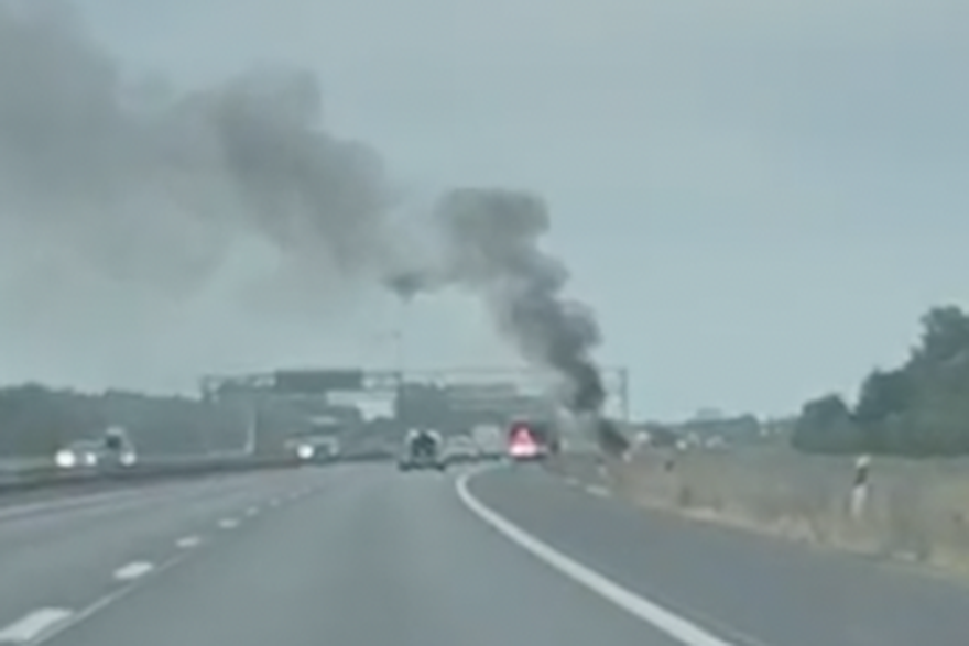 Po&zcaron;ar uz autocestu A3 u smjeru Slavonije