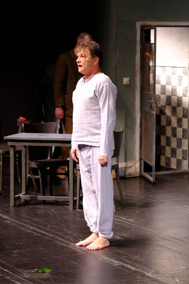 Predstava “Let iznad kukavičjeg gnijezda” u ZKM-u