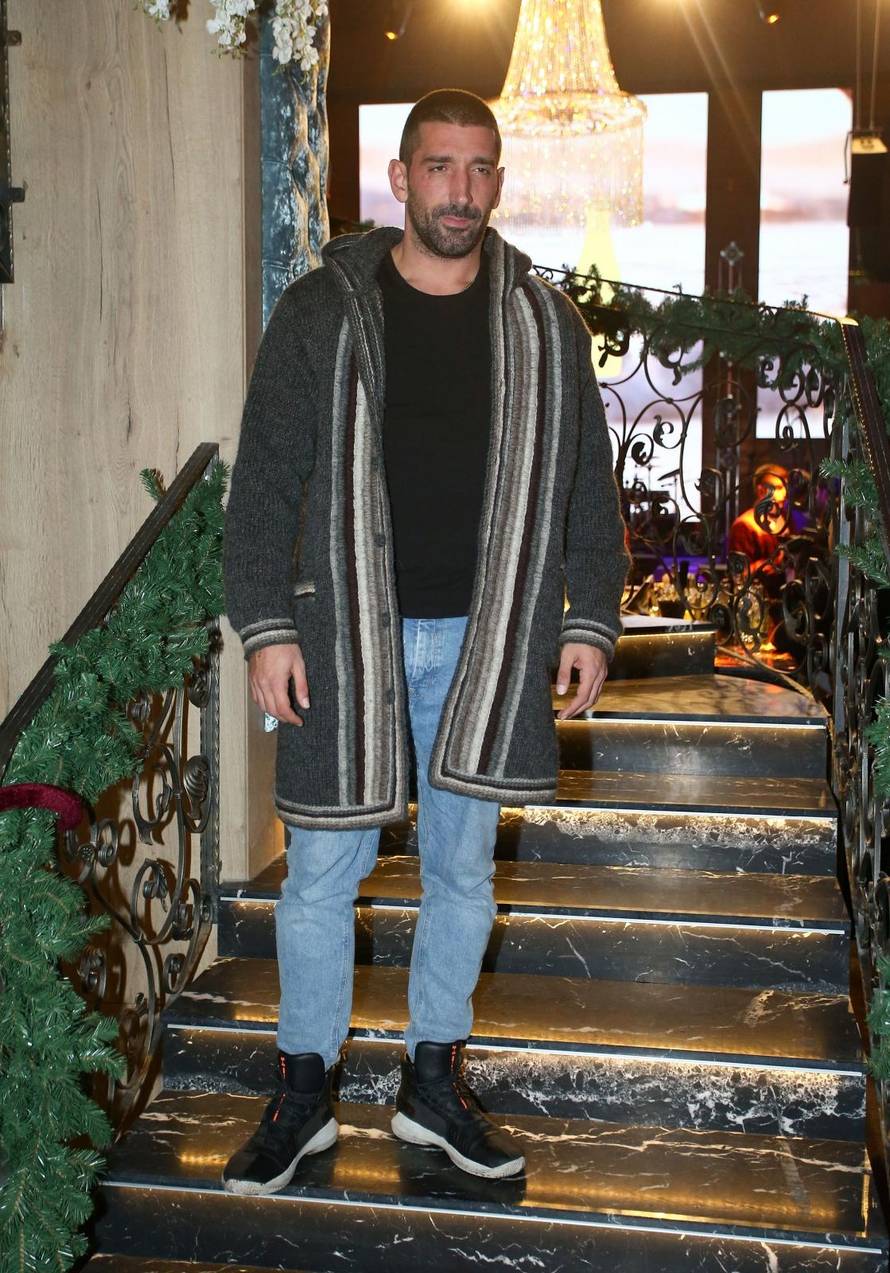 Domenica izdala album, a Rađa nosila torbu od 18 tisuća kuna