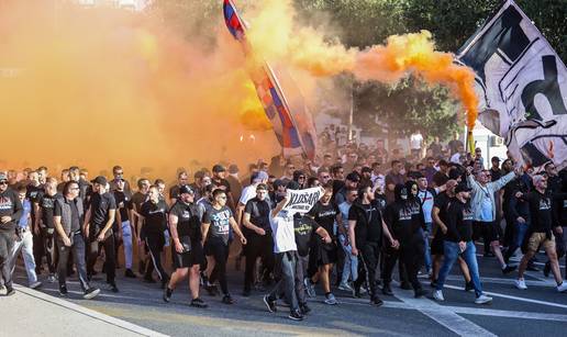 UTAKMICA VISOKOG RIZIKA &Scaron;vicarska policija priprema se za dolazak Torcide u Thun...