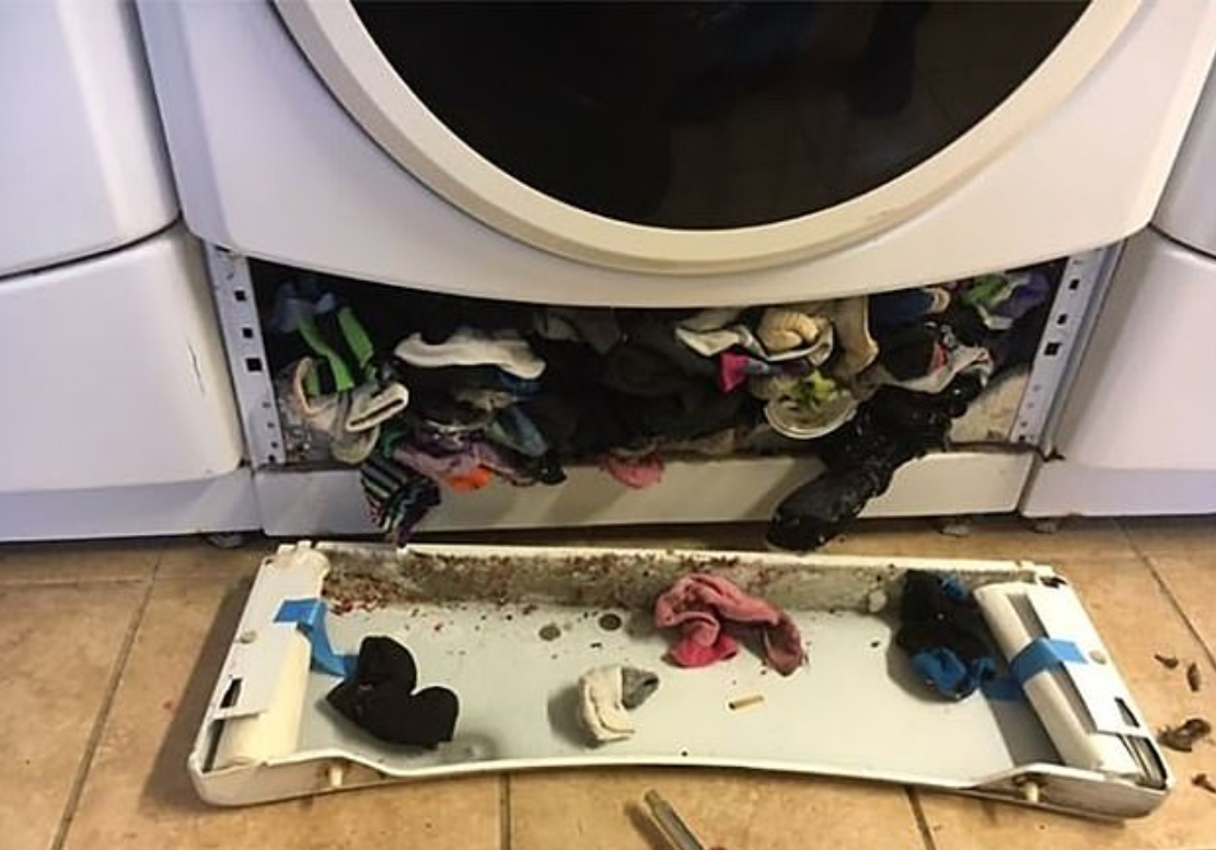 Oni su dokaz zašto prije pranja odjeće u perilici rublja trebate pogledati uputstva s etikete