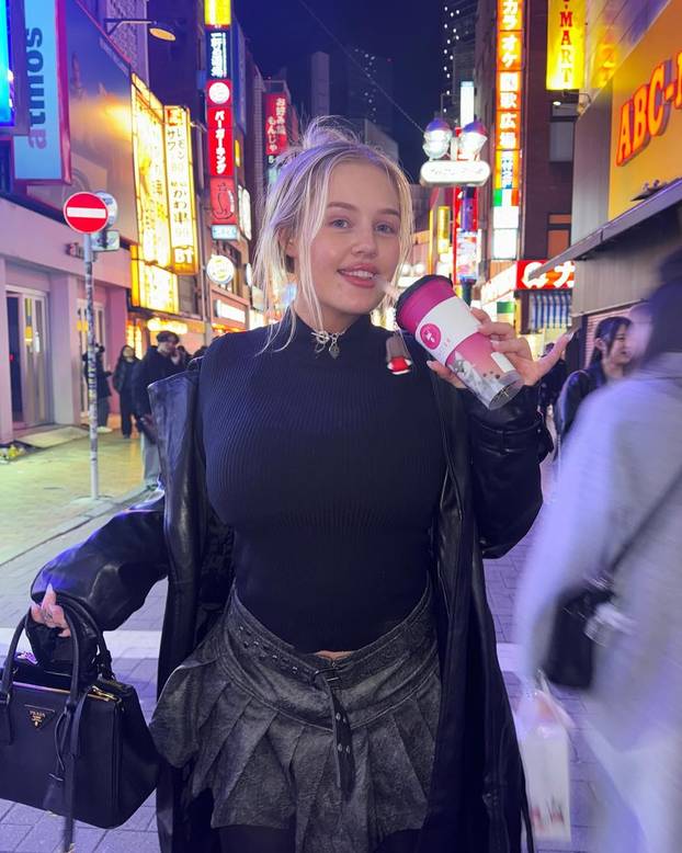 FOTO Za njom uzdiše cijela Australija: Njenom tijelu ne mogu odoljeti muškarci ni žene