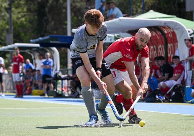 Zagreb: Hokej na travi, HAHK Mladost protiv HK Concordia 1906