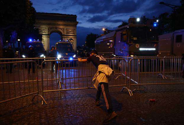 Champions League - Final - Paris St Germain fans gather in Paris