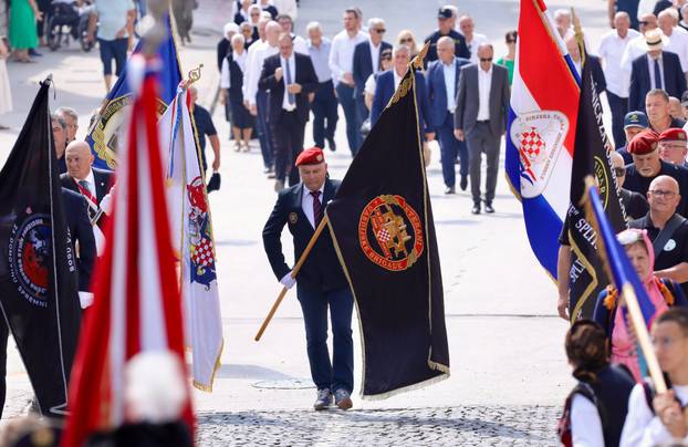 Sinj: Procesija i misa povodom blagdana Velike Gospe