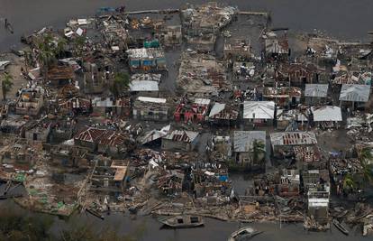 Matthew na Haitiju uzeo 572 žrtve: Poharao ruralna naselja