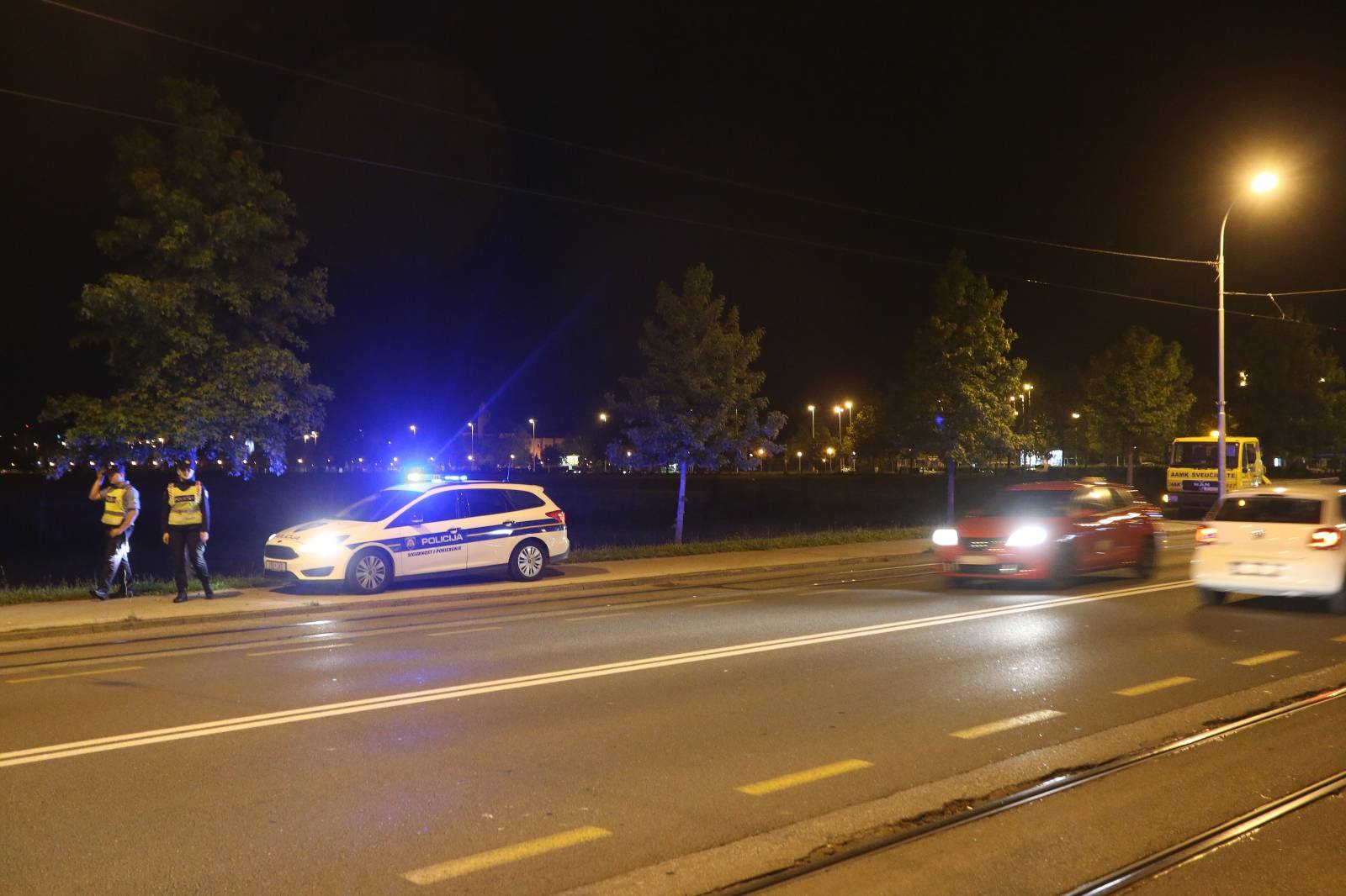 Poginuo muškarac (60): Vozio po tračnicama pa udario u auto