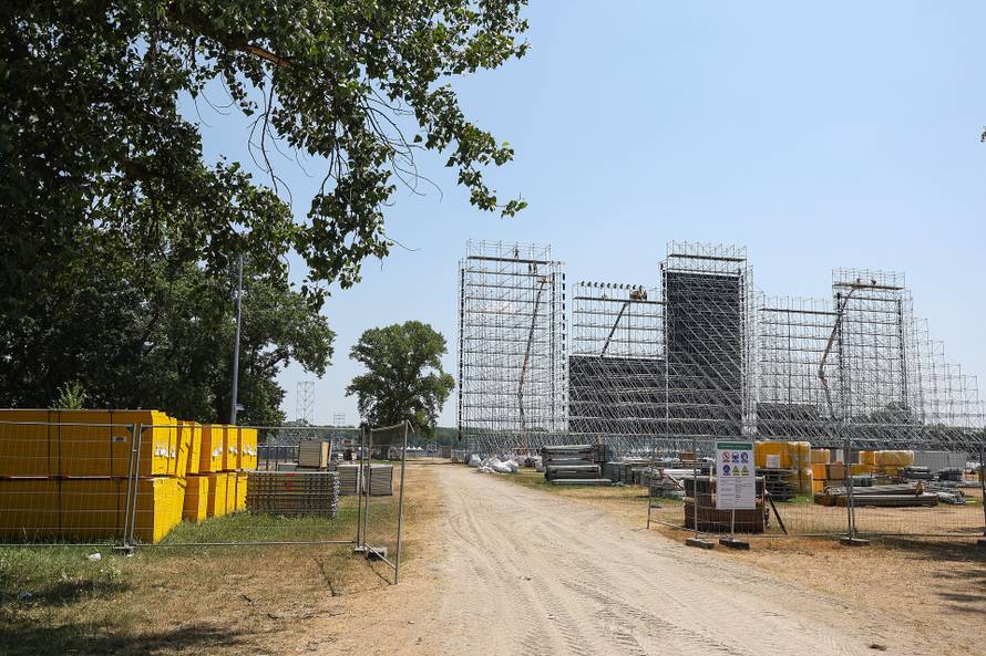 Zagreb: Radovi na izgradnji pozornice za koncert Marka Perkovića Thompsona