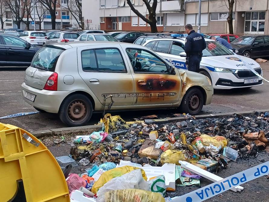 VIDEO Policija o požarima u Sopotu: Gorjeli spremnici za papir, oštećen  parkirani Renault