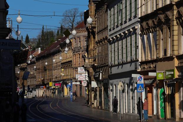 Zagreb: Mirno uskršnje jutro u središtu grada