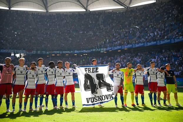 Podrška HSV-a kažnjenom Hrvatu, suigra? mu pogodak slavio podignuvši Marijev dres 