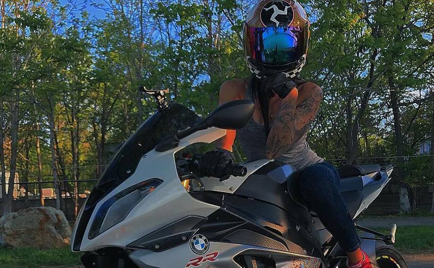 Poginula u nesreći: Obožavala je motocikle i izazovnu odjeću