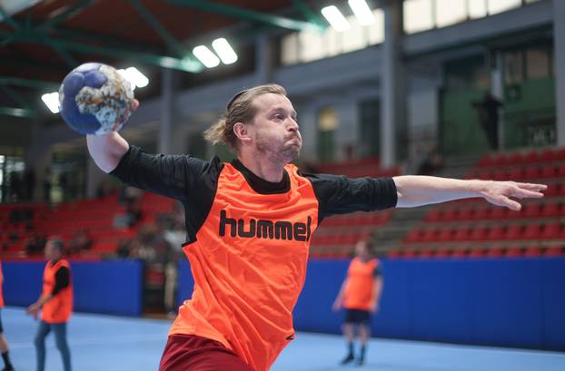 Zagreb: Glumačka postava BOK festa na treningu s RK Zagrebom