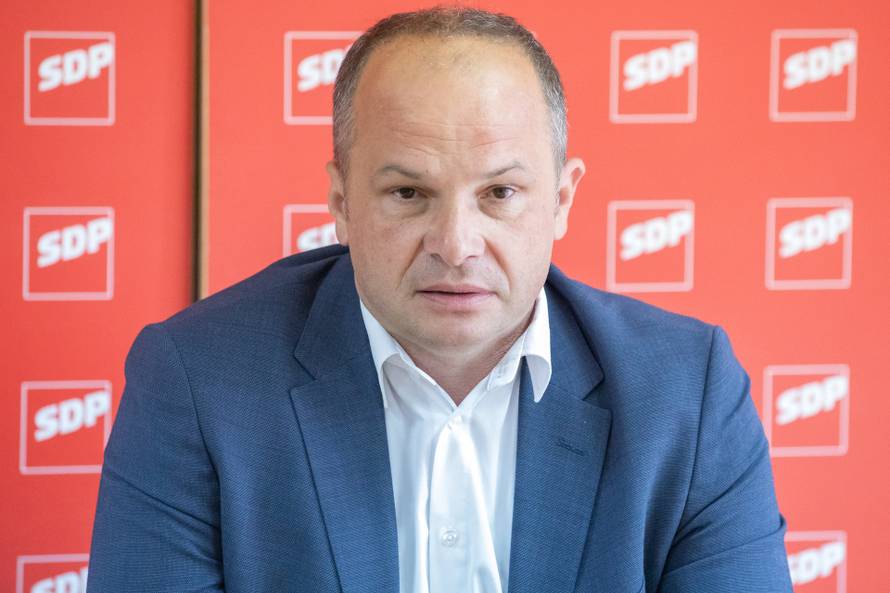 Dubrovnik: Predsjednik SDP-a dao podršku kandidatkinji za gradonačelnicu Aniti Bonačić Obradović 