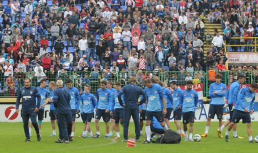 Trening u Širokom pred 5000 ljudi, zaigrao  i izbornik Štimac