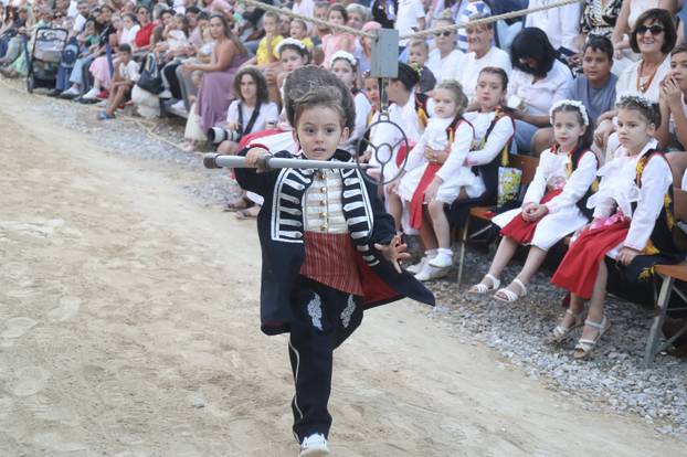 Brnaze: 70. Vučkovića dječja alka