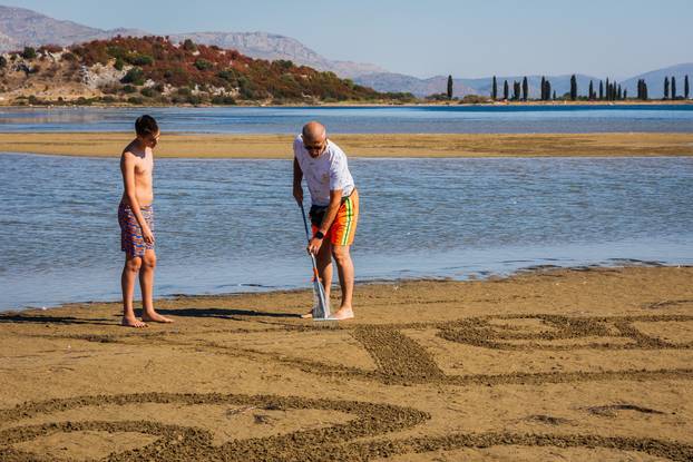 Ušće Neretve: Festival Sand Art festival gdje umjetnici crtaju u pijesku