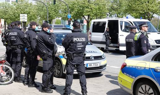 Na crnogorskom teretnjaku pronašli su pola tone kokaina