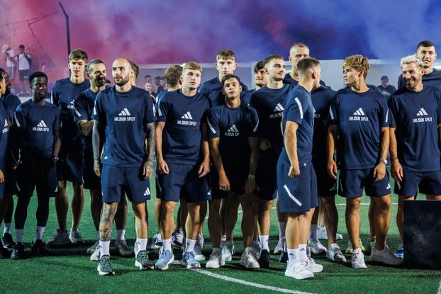 Split: Igrači Hajduka posjetili su Torcida kup