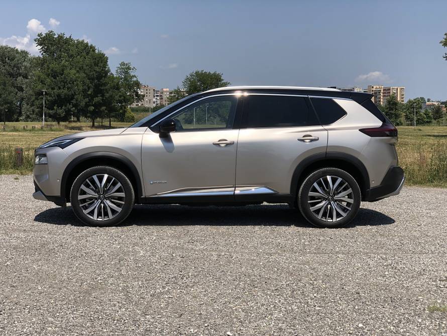 Nissan X-Trail na testu: Vozi samo na struju, a troši benzin