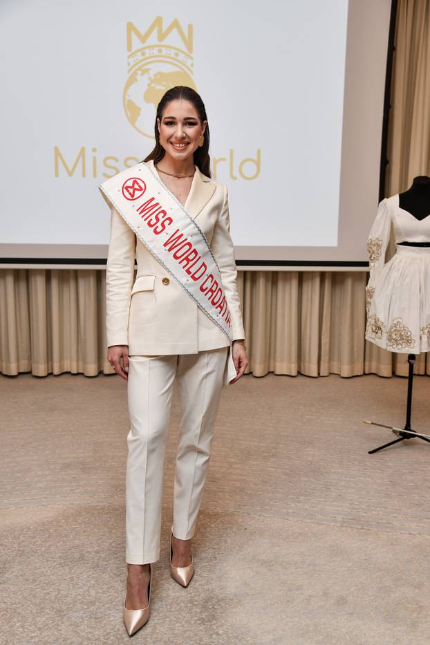 Zagreb: Konferencija za medije povodom odlaska Lucije Begić na izbor za Miss svijeta