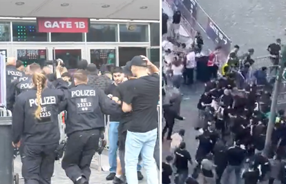 VIDEO Kaos u Berlinu: Grci se sukobili s Turcima na završnici Eurolige, ozlijedili i policajca...