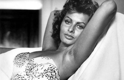 Sophia Loren (72) skinut će se ako Napoli pobijedi