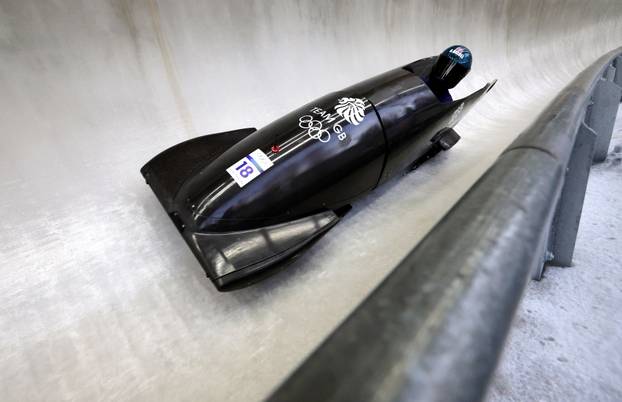 Bobsleigh - Women's Monobob Official Training Heat 3