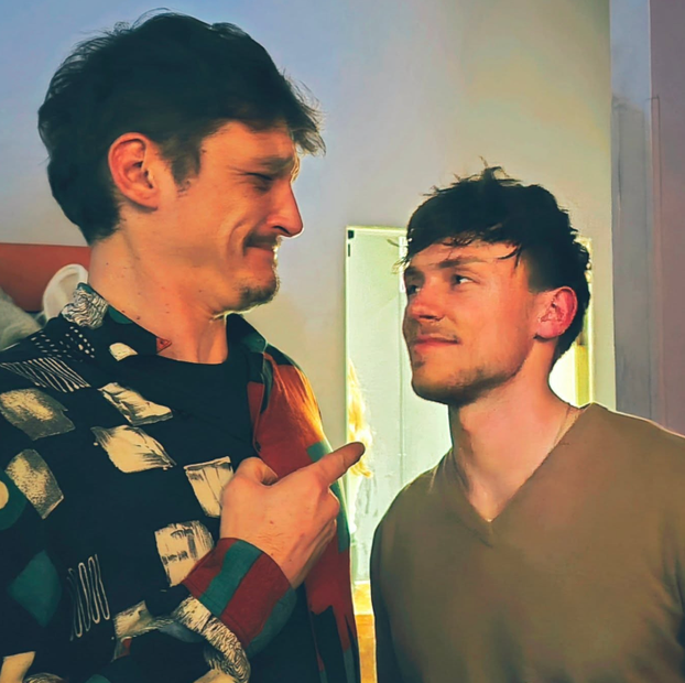 Žene su lude za njime, a 'tepaju' mu da je hrvatski Pedro Pascal: Evo tko je atraktivan glumac...