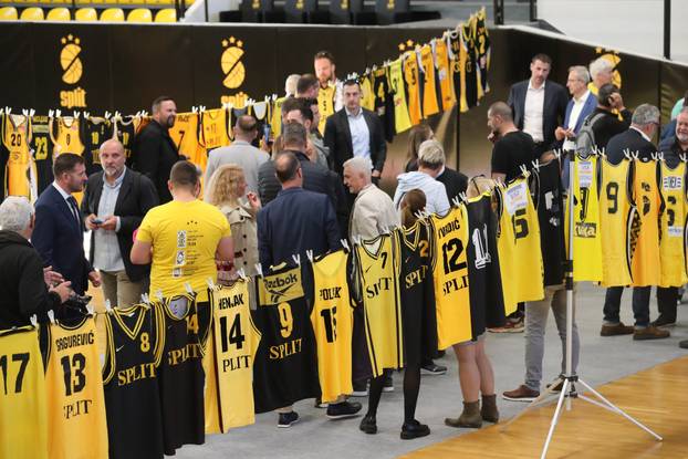 Split: Izložba 150 dresova povodom 80. rođendana KK Split