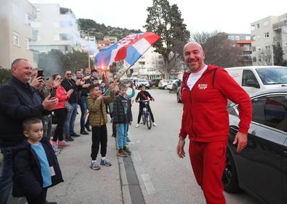 Šibenik: Doček za Ivicu Tucka, trenera zlatnih vaterpolista