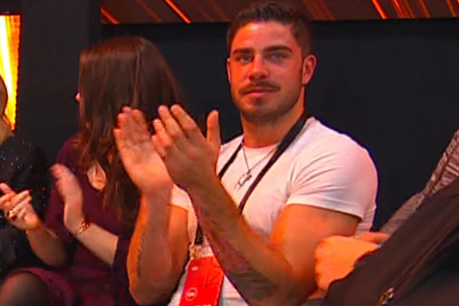 FOTO Hrvatice poludjele za ovim frajerom iz backstagea Lime Lena na Dori: Evo tko je on!