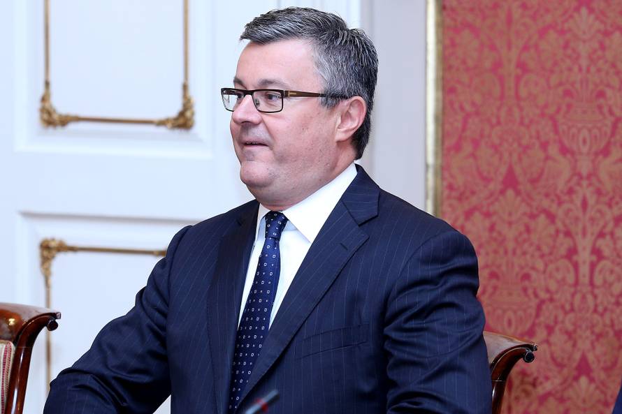 Orešković nahvalio svoju vladu, a Plenkovićevoj dao tri savjeta