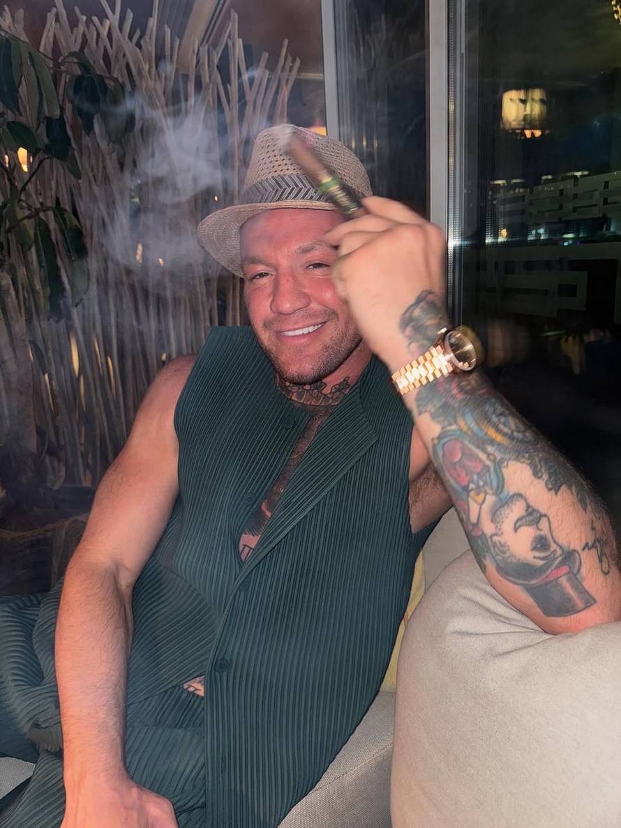 Conor McGregor i Dee Devlin rekli 'da' u Vatikanu!