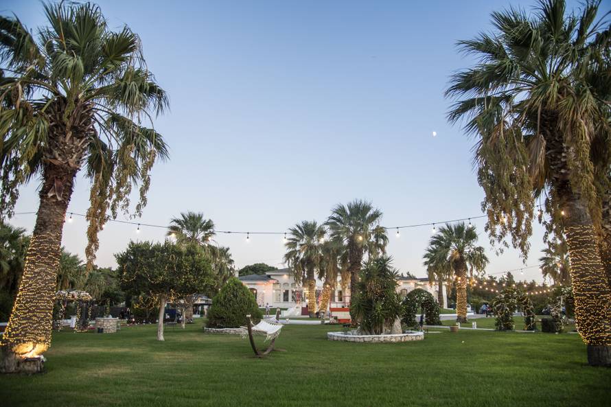 U ovoj će se vili djevojke boriti za naklonost novog Gospodina Savršenog, zavirite u interijer