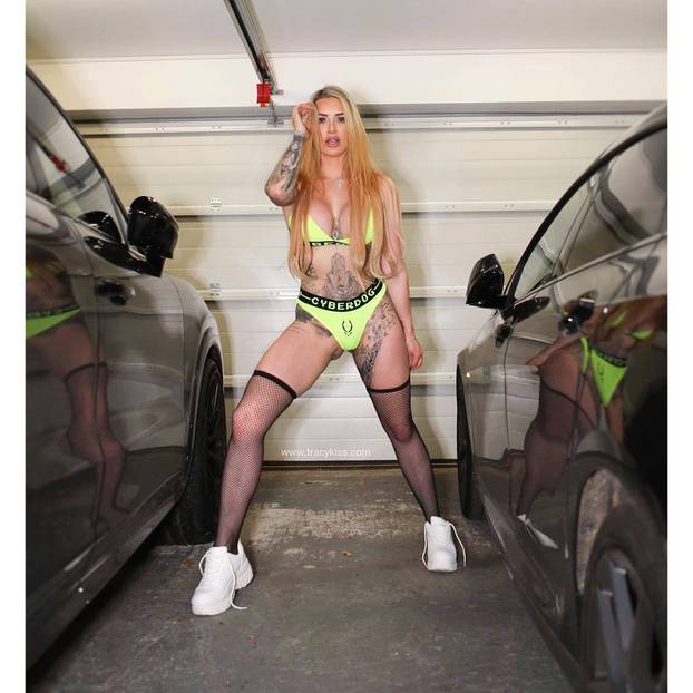 Dosadio joj izgled barbike pa se za 140.000 € 'popravila': Evo kako je izgledala prije zahvata