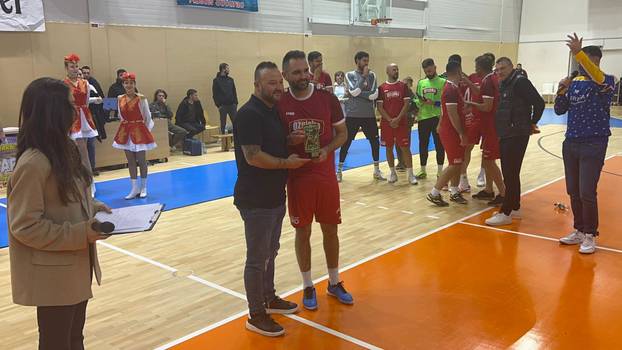 FOTO Livaja, Bradarić, Strinić i društvo oduševili umijećem u malom nogometu. Pogledajte