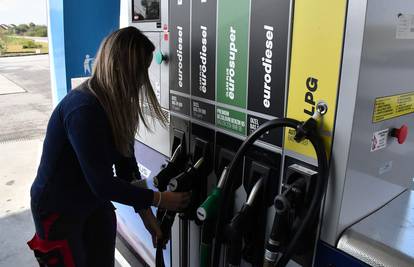 Vozače na plin dočekala nova cijena na benzinskim postajama