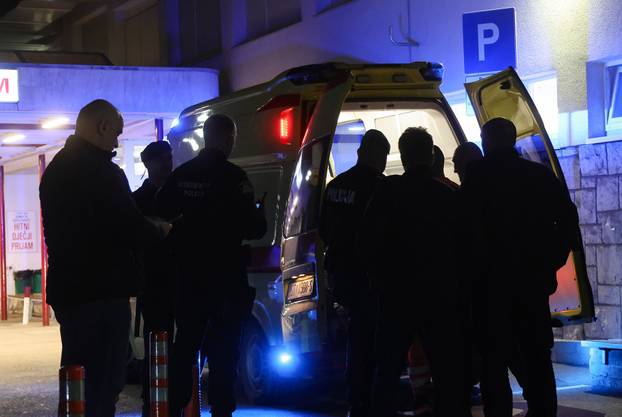 Požar u splitskom zatvoru, zatvorenici dolaze na hitni prijem u Firule 