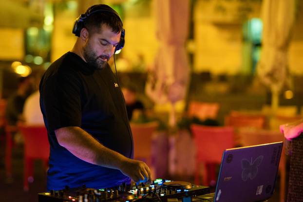 Zagreb: Otvoren Food Truck Festival