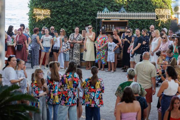 Manifestacija RetroOpatija